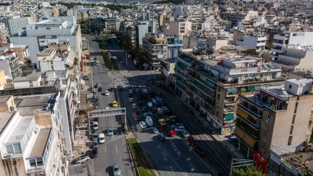 Στη δημοσιότητα ο οδηγός που αφορά τη νέα Δράση «Ανακαίνιση Κατοικίας»: Επιχορήγηση έως 95% και 36.000 ευρώ για κλειστά και ανοιχτά ακίνητα