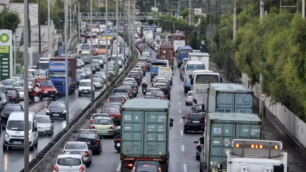 ΓΕΚ ΤΕΡΝΑ: Mικρή αύξηση στην ημερήσια κίνηση των οχημάτων στην Αττική Οδό και την Εγνατία στο 9μηνο