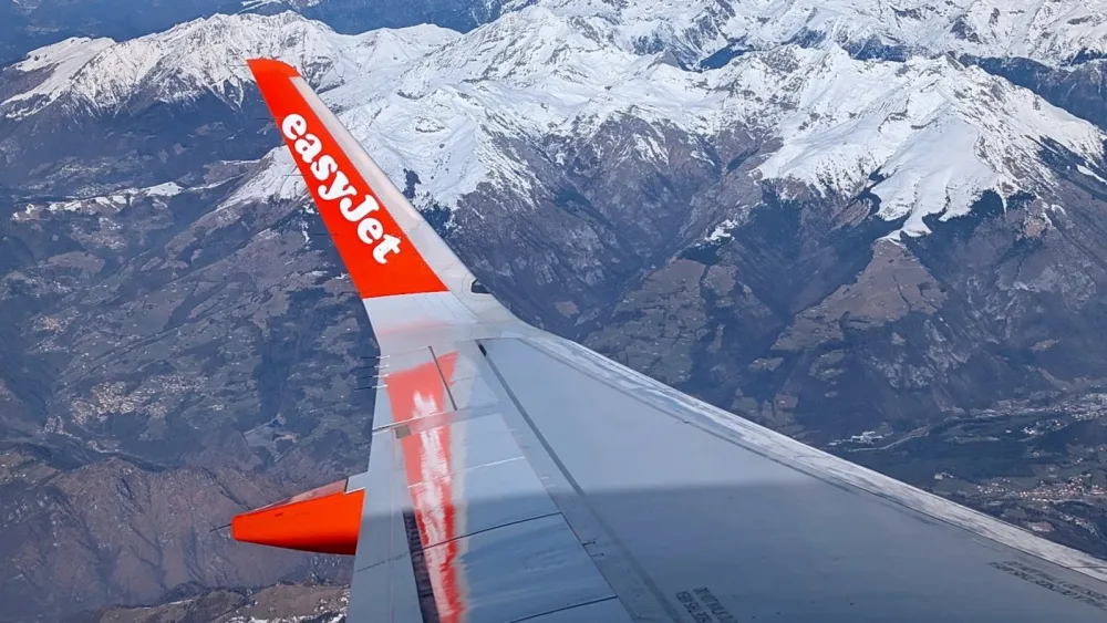 Η easyJet θα προσφέρει για πρώτη φορά συνδεσιμότητα εν πτήσει με το υψηλής ταχύτητας δίκτυο του Starlink