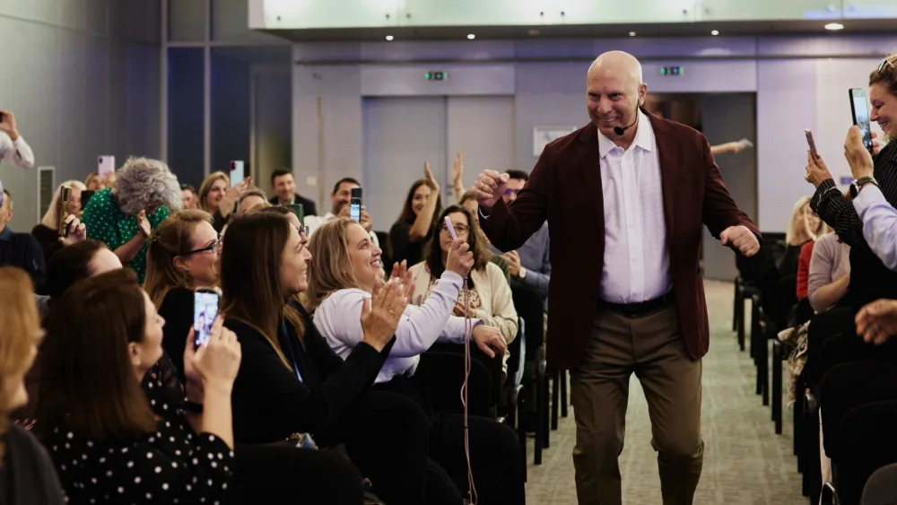 H Εθνική Ασφαλιστική υποδέχθηκε τον Νίκο Γκάλη σε Townhall που διοργάνωσε για τους ανθρώπους της