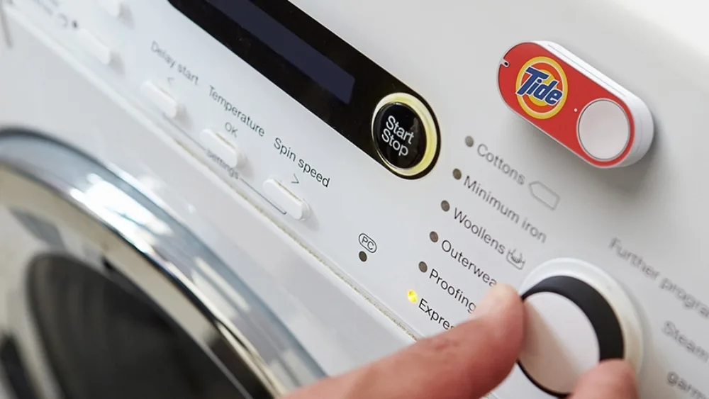 Amazon Dash Button: Ήρθε το «μαγικό κουμπί» για την παραγγελία επώνυμων ειδών νοικοκυριού