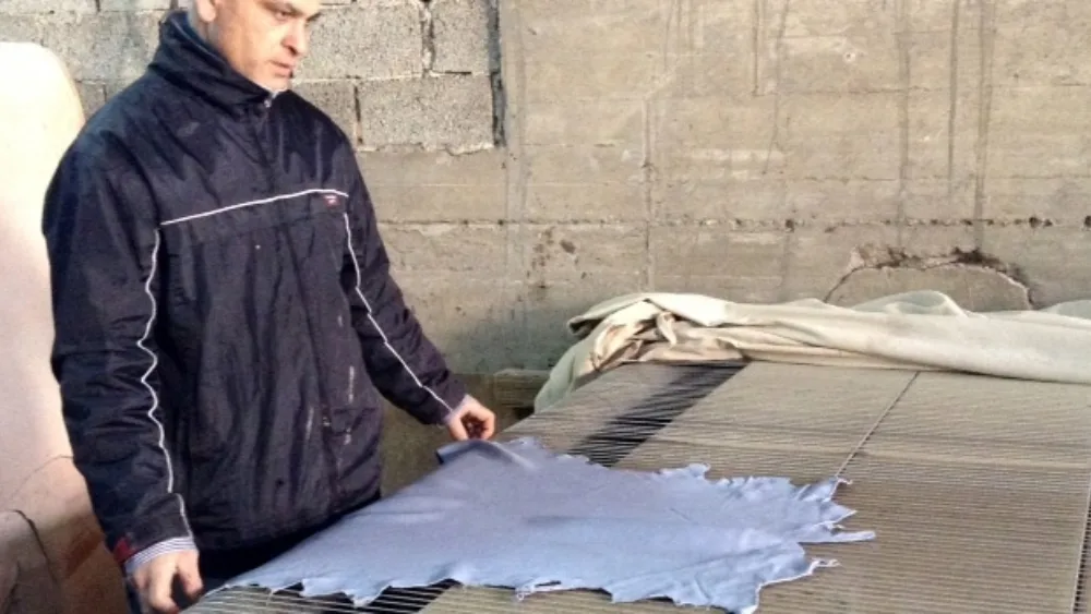 Βυρσοδεψία Γιακουμάκη: Το ελληνικό δέρμα που εξάγεται στην Κίνα