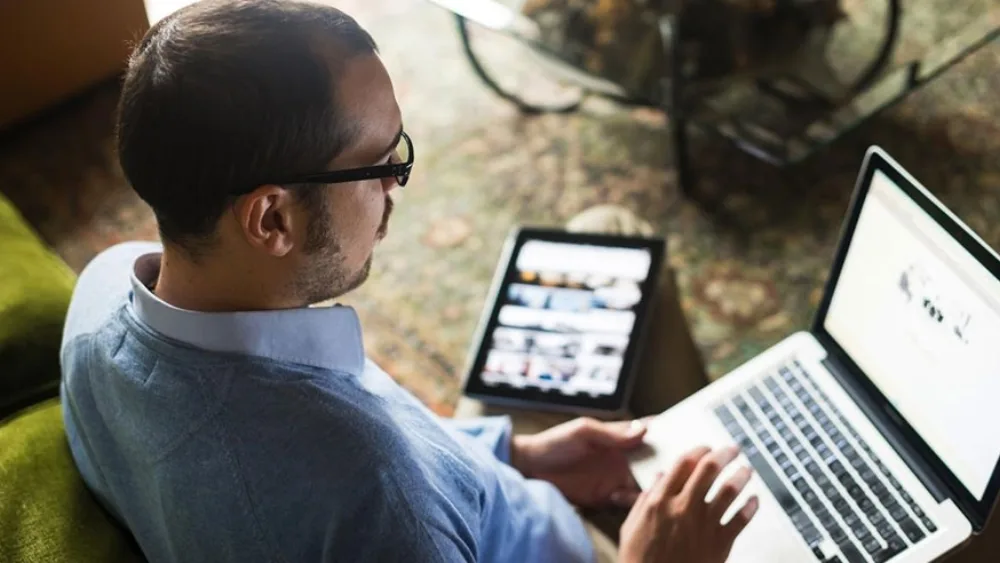 Η αγοραστική διαδικασία των καταναλωτών μετατοπίζεται υπέρ της Amazοn – χαμένοι οι κατασκευαστές