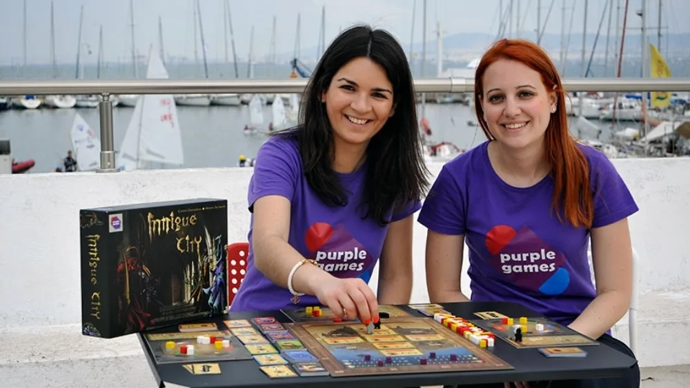Purple Games: Tα επιτραπέζια παιχνίδια που "κερδίζουν" στο εξωτερικό