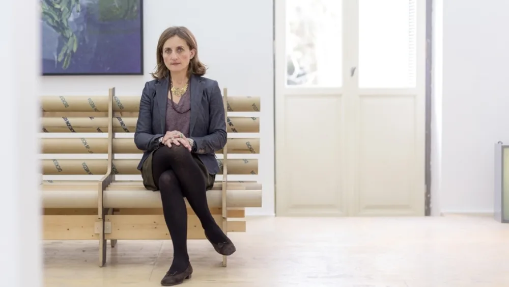 Gallery Rebecca Camhi: "Να καλλιεργείς τον κήπο σου. Είναι αρκετό."