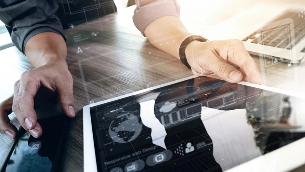 Το 3 σε 1 στην Πληροφορική προς όφελος των επιχειρήσεων