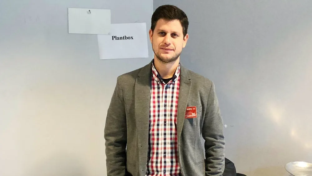 PlantBox: Το πρώτο πλήρως τυποποιημένο και συσκευασμένο δέντρο ελιάς! [Συνέντευξη]