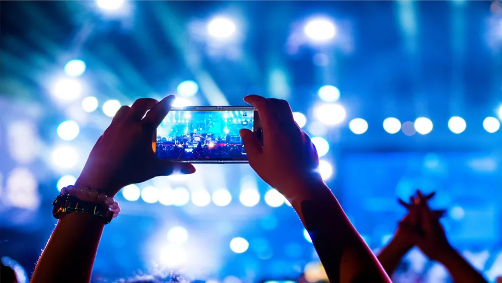 Πού, πότε & τι να ποστάρω στα social media! 5 tips για να μη χαθείς στον κόσμο του web!