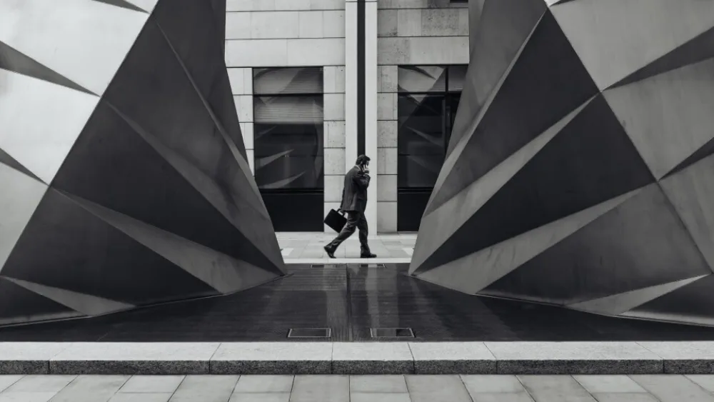 5 σκέψεις που σε κρατάνε πίσω στην επαγγελματική σου πορεία