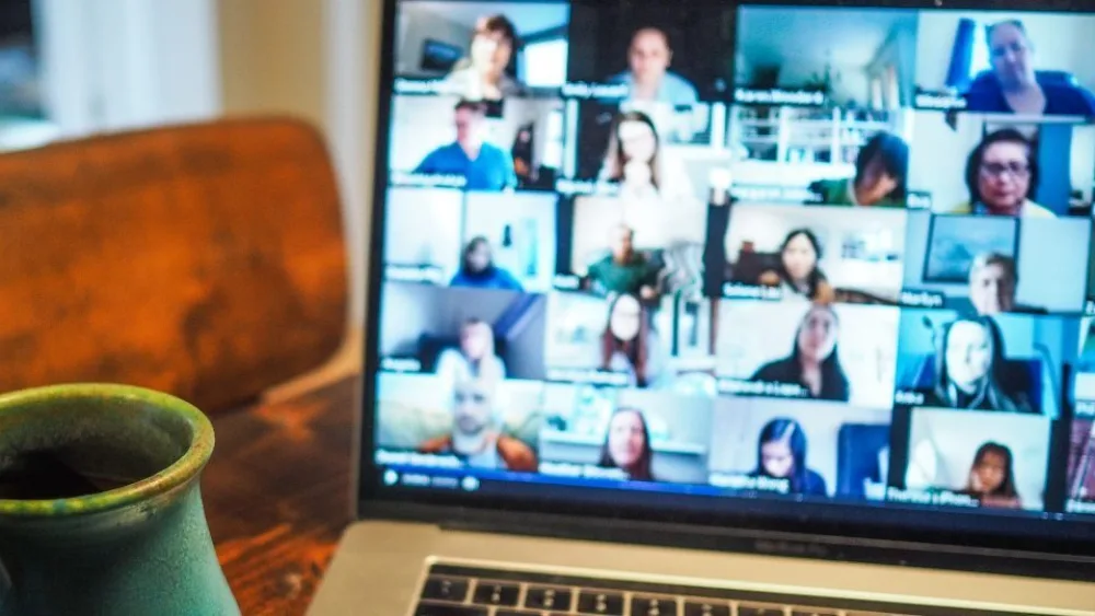 Πώς να κάνεις τα ψηφιακά meeting αποτελεσματικά και αποδοτικά