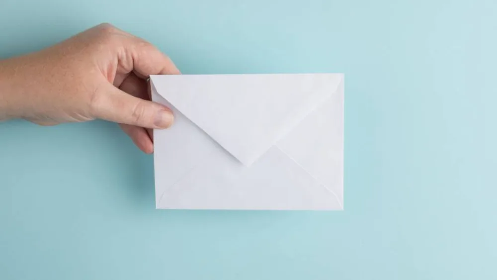 Σε αγχώνουν τα emails; 10 στρατηγικές για να απαντάς σωστά, κάθε φορά