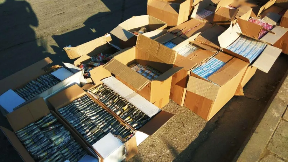 Εύοσμος: Κατασχέθηκαν περισσότερα από 10.000 λαθραία πακέτα τσιγάρα