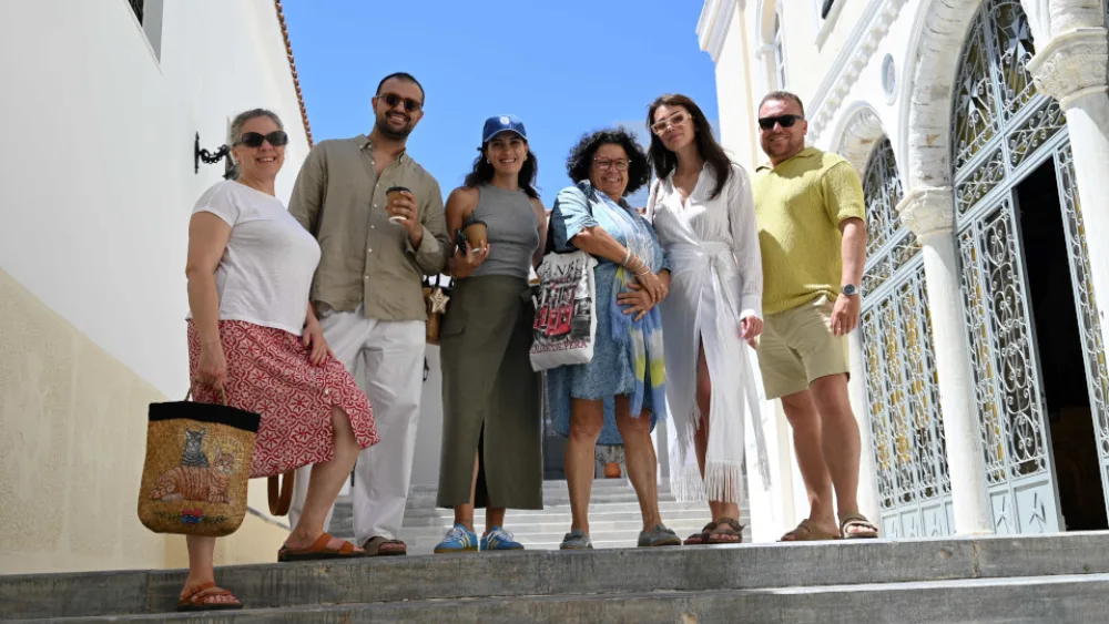 Ταξίδι εξοικείωσης ΕΟΤ-Δήμου Σύρου: Η πρωτεύουσα των Κυκλάδων γοητεύει Τούρκους influencers