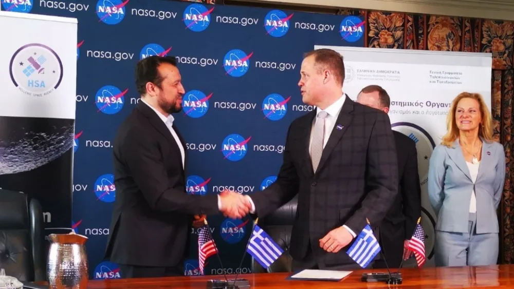 Συνεργασία ΕΛΔΟ και NASA - Αποστολή του πρώτου ελληνικού ρομποτικού οχήματος στη Σελήνη