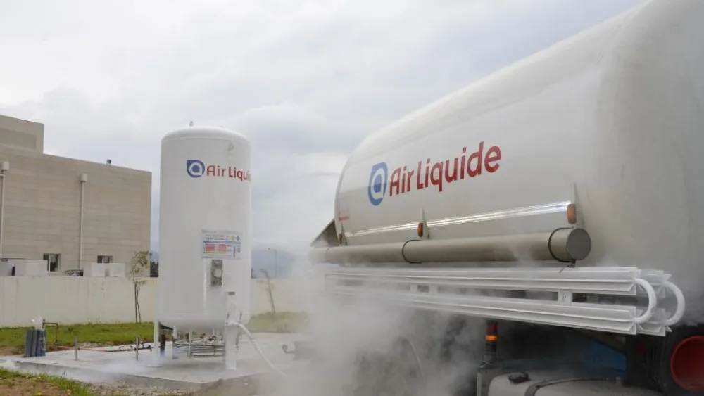 Στα «χέρια» της Air Liquide περνάει μαλαισιανή εταιρεία φυσικού αερίου