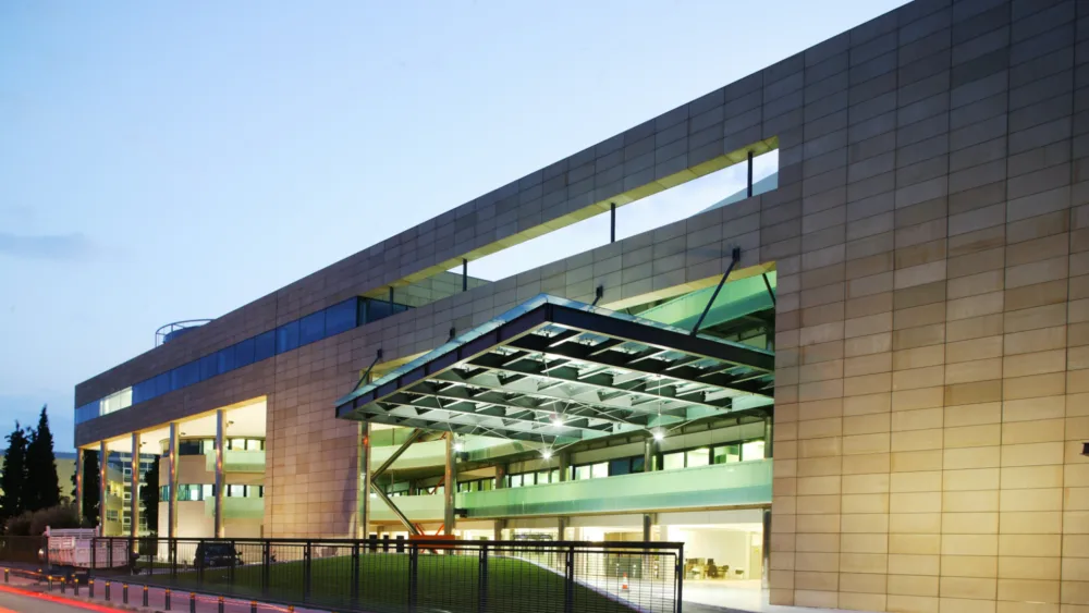 Λειτουργικά κέρδη 150 εκατ. ευρώ στο τέλος 2029 βλέπει η AVAX - στα 3 δισ. ευρώ το ανεκτέλεστο του 2024