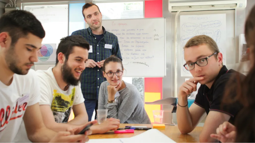 Το πρόγραμμα "Be a local changemaker" είναι εδώ να σου δώσει το κίνητρο να αναπτυχθείς!