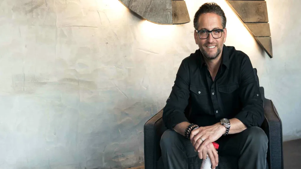 Έφτιαξε μια επιχείρηση δισεκατομμυρίων από κάτι που... πετιέται στα σκουπίδια