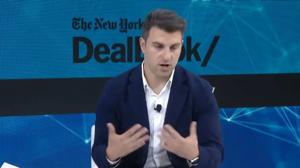 Ο ιδρυτής της Airbnb απολογείται για τον αντίκτυπο στις πόλεις