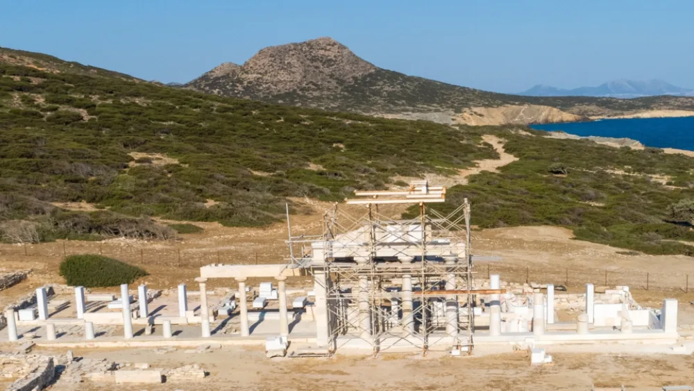 ΥΠΠΟΑ: Τα νέα ευρήματα της ανασκαφής στο Δεσποτικό - Το ιερό του Απόλλωνα