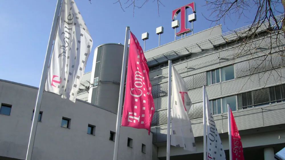 Η TELEKOM καθίσταται ο πρώτος πολυεθνικός τηλεπικοινωνιακός όμιλος που επιτυγχάνει κλιματική ουδετερότητα σε όλες τις δραστηριότητές του