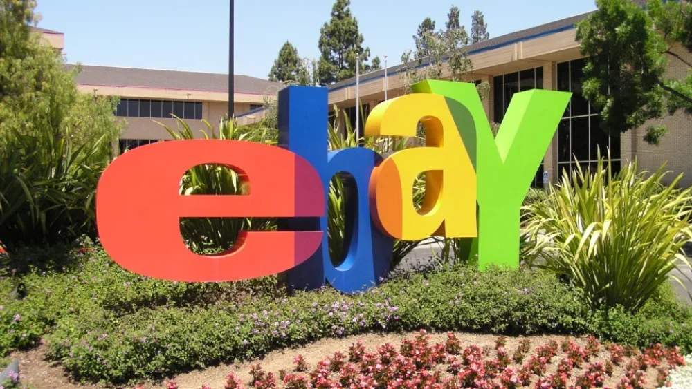 Η Intercontinental Exchange ενδιαφέρεται να εξαγοράσει την eBay