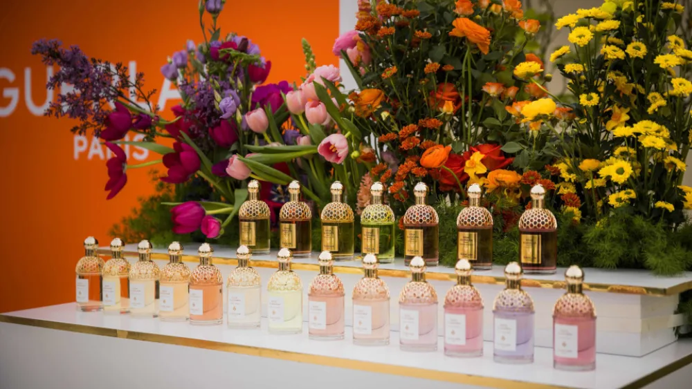 THE KOMPANY: Διοργάνωσε το Talk Of The Town Launch Event για το νέο άρωμα του Οίκου Guerlain