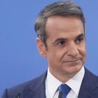 Επαφές Μητσοτάκη στο Βερολίνο: Η Ελλάδα ραντάρ των διεθνών επενδυτών