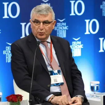 Τσακλόγλου: «Αν η νέα γενιά αποφασίσει ότι δεν θέλει να κάνει παιδιά, η σύνταξη στο μέλλον θα είναι μηδέν»