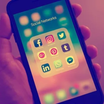 Πόσους πελάτες χάνουμε αν δεν είμαστε στα social media;