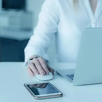 5 συμβουλές για να ξεχωρίσεις τα επικίνδυνα eshops