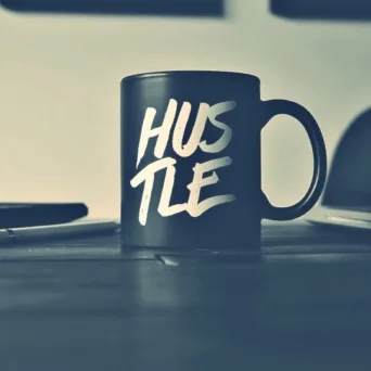 Όσα δεν φτάνει η αλεπού τα λέει multitasking