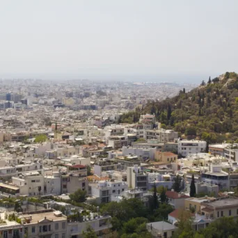 Σπίτι μου 2 και νέο «Ανακαινίζω»: Χαμηλώνουν τα εισοδηματικά όρια για το «Σπίτι μου 2», αυξάνονται οι επιδοτήσεις για την 2η φάση του «Ανακαινίζω»