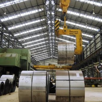 Μείωση 5,4% στον γενικό δείκτη τιμών εισαγωγών στη βιομηχανία τον Δεκέμβριο