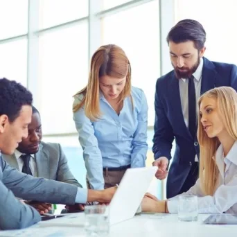 Η Καριέρα Ως Τοξική Σχέση