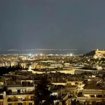 Ιπτάμενα παπούτσια και καυτές επιλογές επικοινωνίας;