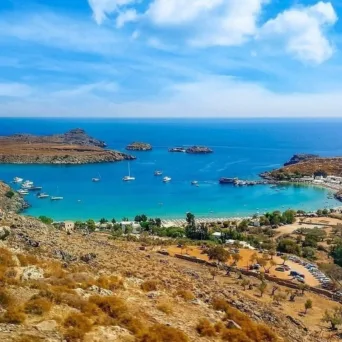 Κοινωνικός τουρισμός για 300.000 δικαιούχους: Ξεκινά αύριο, 21 Απριλίου η υποβολή αιτήσεων