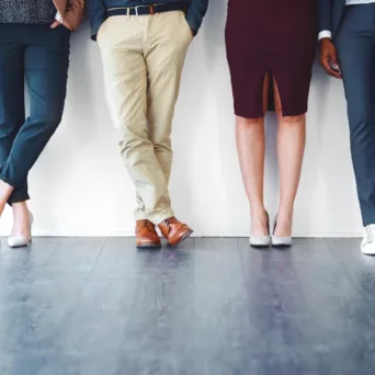 ​Η γλώσσα του σώματος ως «κλειδί» για επιτυχημένες διαπραγματεύσεις στην επιχειρηματικότητα