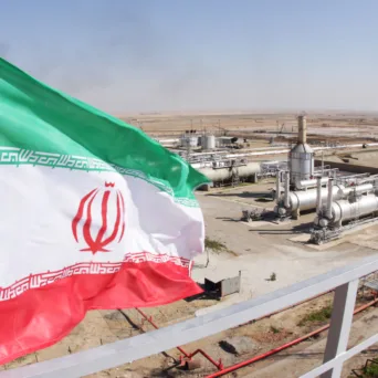 Ιρανική οικονομία: Η διεθνής απομόνωση, η επιβολή κυρώσεων και οι μακροοικονομικές προκλήσεις