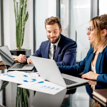 Ορισμένα μέλη της ομάδας δουλεύουν γρήγορα. Μερικές φορές, υπερβολικά γρήγορα