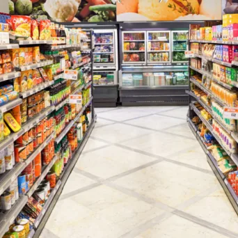 Η παρατεταμένη άνοδος του πληθωρισμού οφείλεται σε δομικά προβλήματα της ελληνικής οικονομίας και όχι σε συγκυριακά