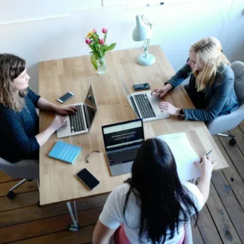 Αντιμετωπίζοντας τον «καρκίνο» της αρνητικής στάσης στον χώρο εργασίας