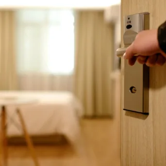 Άνοδο παρουσίασαν οι αφίξεις επισκεπτών σε ξενοδοχειακά καταλύματα τον Νοέμβριο