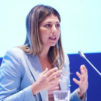 Σοφία Ζαχαράκη: Στέλνει ειδική ομάδα έμπειρων και εξειδικευμένων παιδοψυχολόγων και κοινωνικών λειτουργών στην Κρήτη