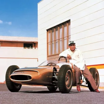 Soichiro Honda: O αντικομφορμιστής Ιάπωνας μηχανικός που ακολούθησε το όνειρό του και έχτισε μια Αυτοκρατορία από μια αποτυχία