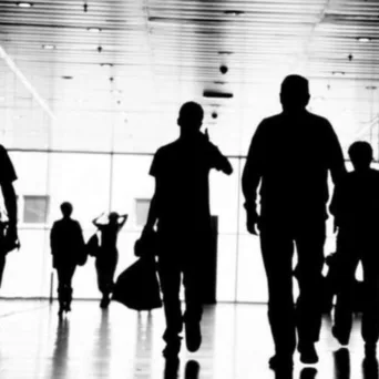 Η Ελλάδα των 2.000 ωρών: Δεύτερη στον κόσμο σε υπερεργασία