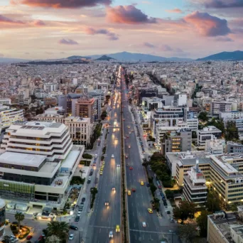 Κατοικία: Μια αγορά 2 ταχυτήτων - η «εικόνα» σε παραλιακά μέτωπα, νησιά, ενδοχώρα