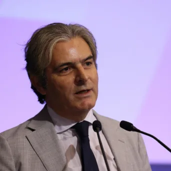 Τόποι εξουσίας στην Ελλάδα από τη Μεταπολίτευση έως και σήμερα - 23 αφηγήσεις υπό την επιμέλεια του Ανδρέα Γιαννόπουλου