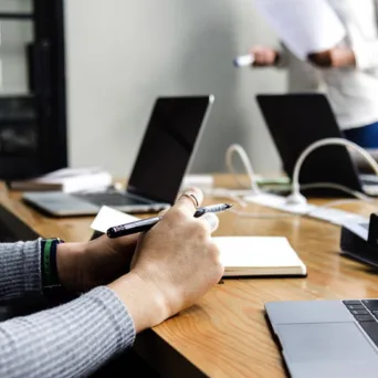 Το WEHub και ο ΣΕΓΕ νικητές στα “Ευρωπαϊκά Βραβεία Προώθησης της Επιχειρηματικότητας 2025”