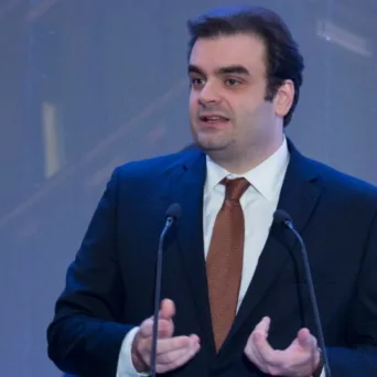 Πιερρακάκης για κόκκινα δάνεια: «Μια πληγή που έμεινε ανοιχτή για 16 χρόνια»